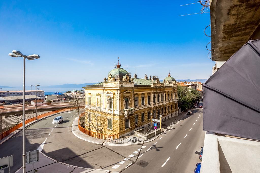 Studio Apartman Piramida Rijeka Exteriér fotografie