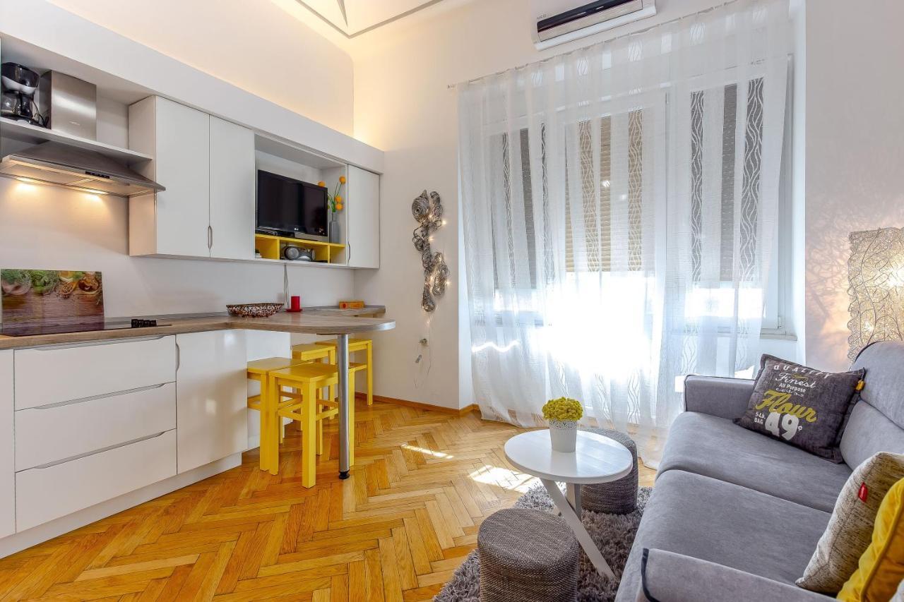 Studio Apartman Piramida Rijeka Exteriér fotografie